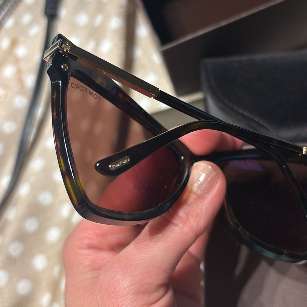 Tom Ford Tallulah Sunglasses - Picture 3 of 9